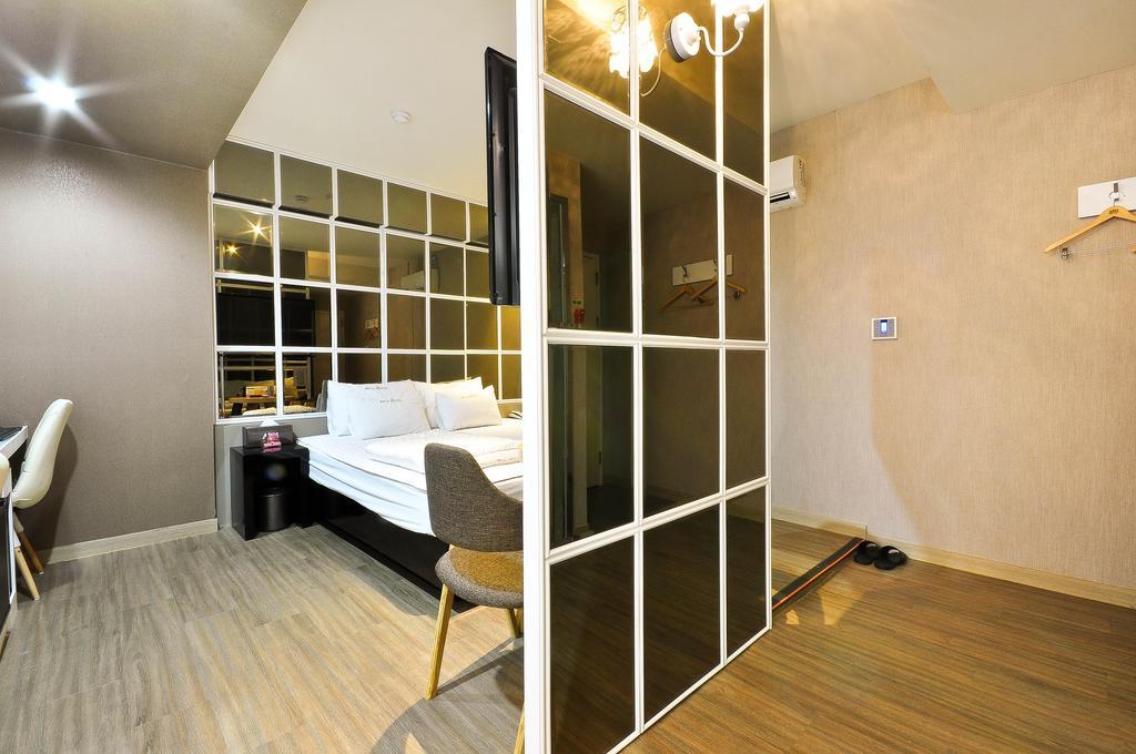 Boutique Hotel Aria Nampo Busan Exterior photo