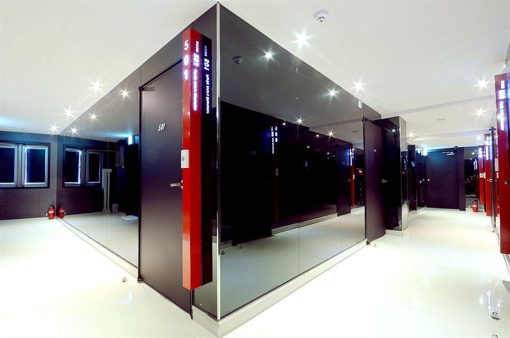 Boutique Hotel Aria Nampo Busan Exterior photo