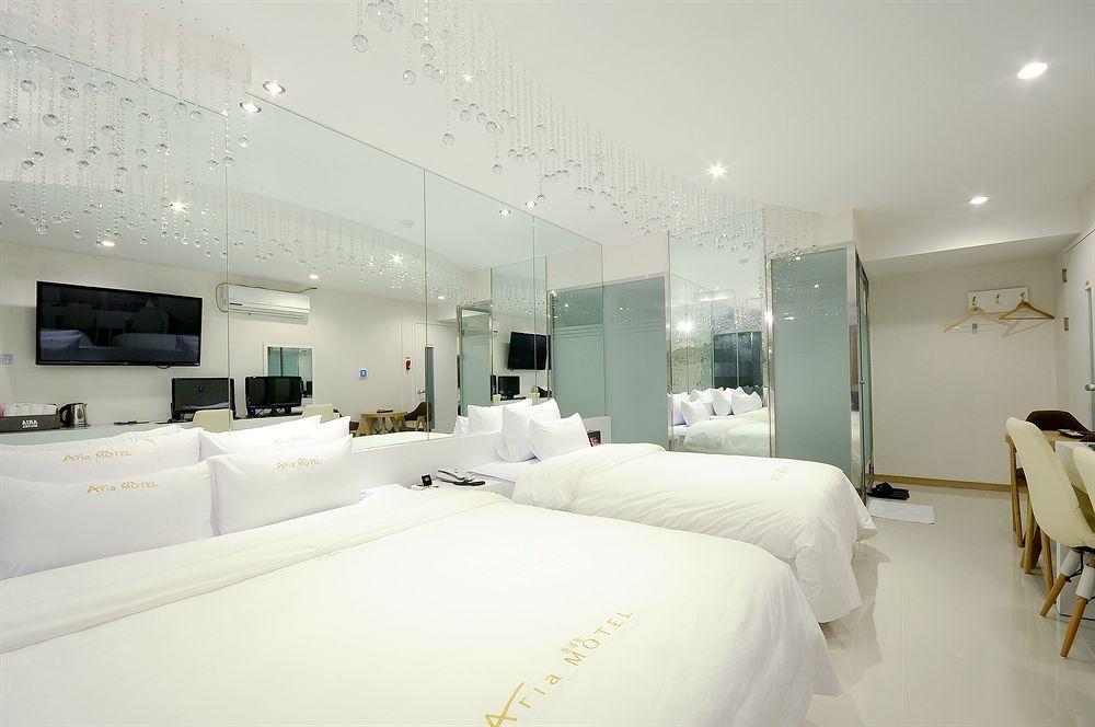 Boutique Hotel Aria Nampo Busan Exterior photo