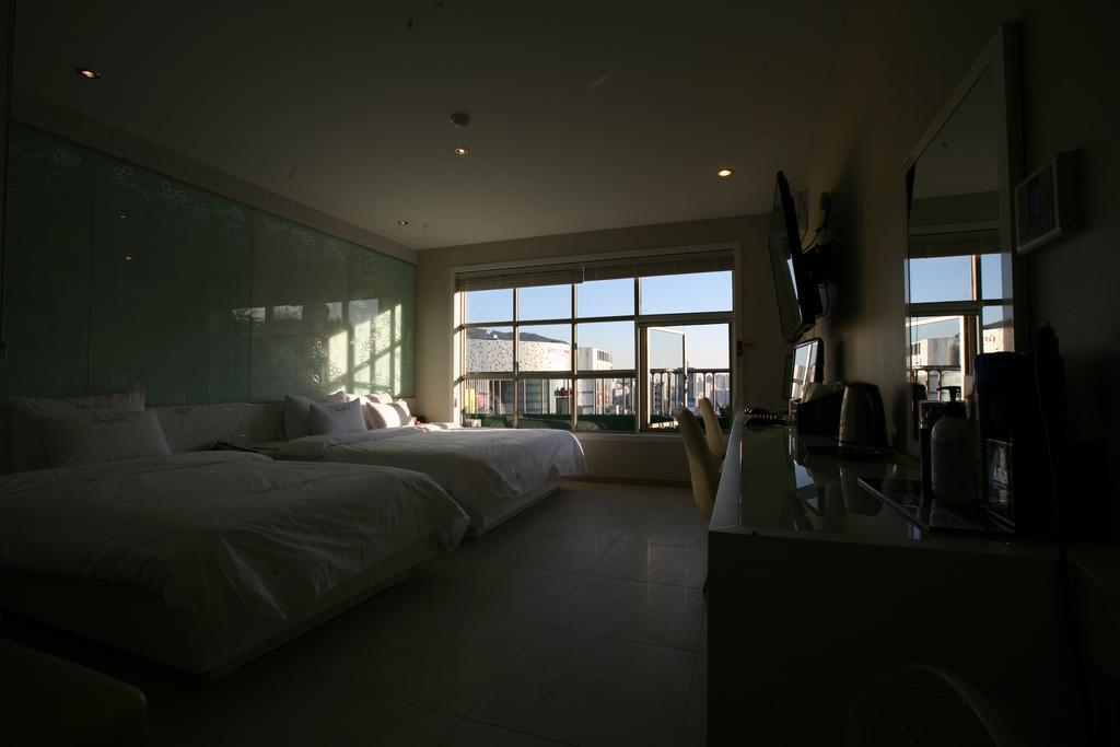 Boutique Hotel Aria Nampo Busan Exterior photo