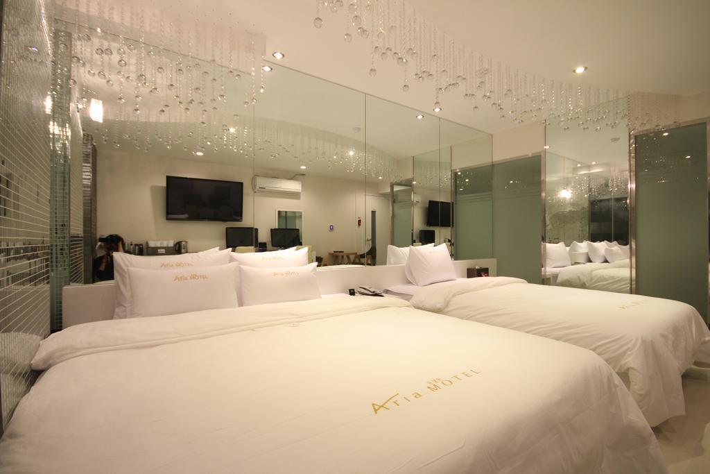 Boutique Hotel Aria Nampo Busan Exterior photo